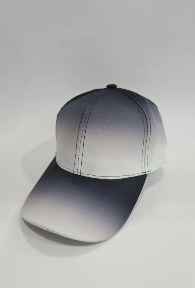 Bicolor cap