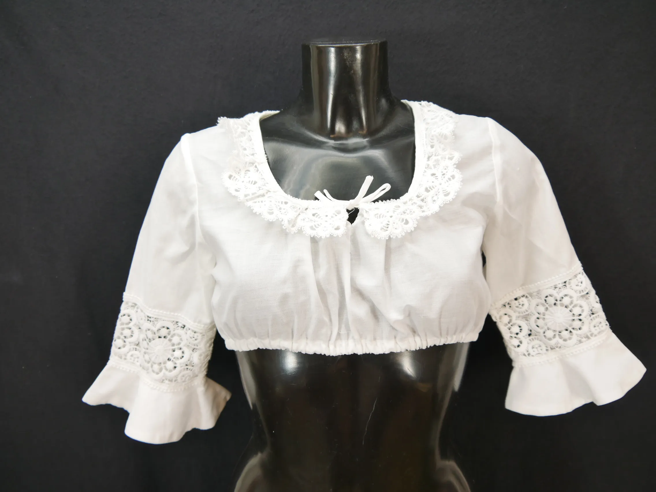 Gr.38 Dirndlbluse weiß Bluse für Dirndl Baumwolle mit Spitze B9635