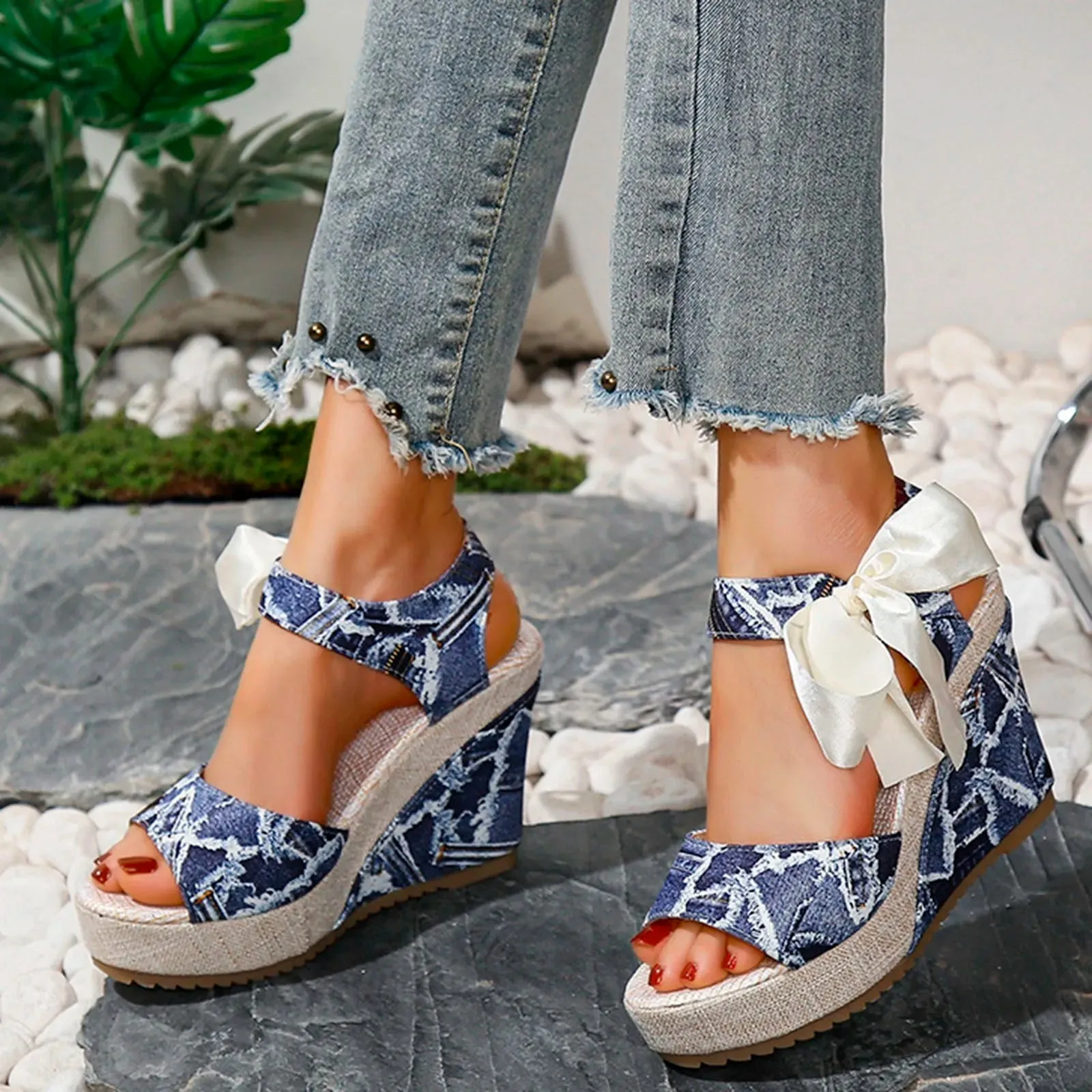 Heidi – Sommer-Keilsandalen mit Schleife
