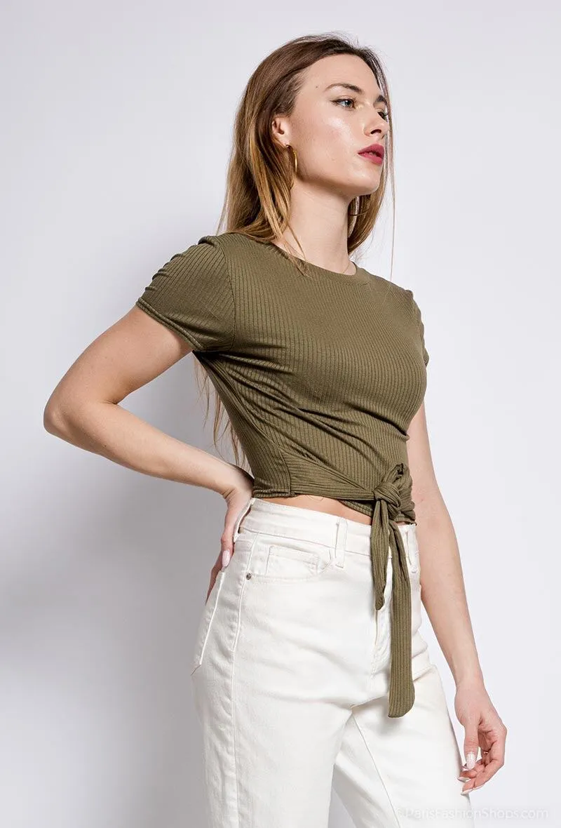 Knot crop t-shirt